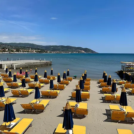 Golfo E Palme 3* Diano Marina