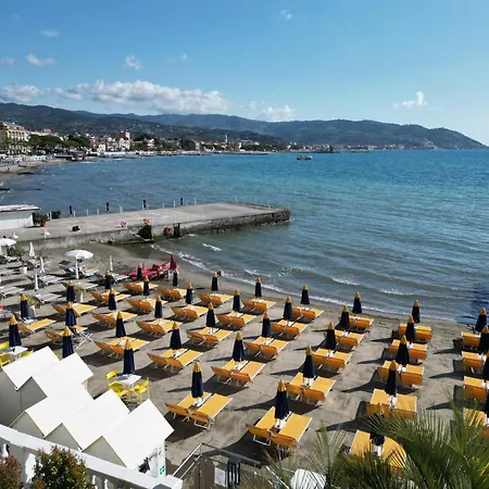 호텔 Golfo E Palme 3*