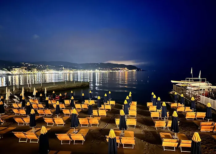 Golfo E Palme 3* 迪亚诺马里纳