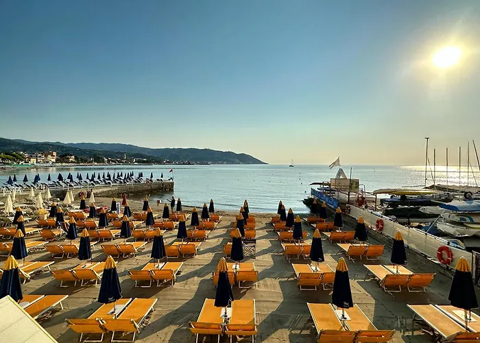 Golfo E Palme 酒店