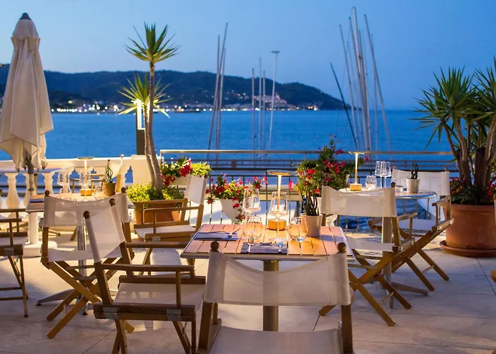 Golfo E Palme 3* 迪亚诺马里纳