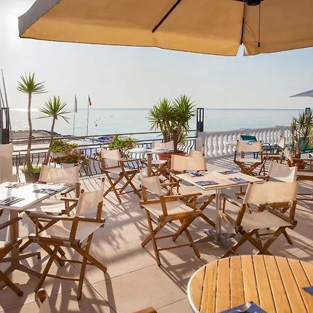 Golfo E Palme Diano Marina