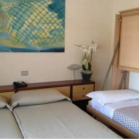 Szálloda Golfo E Palme